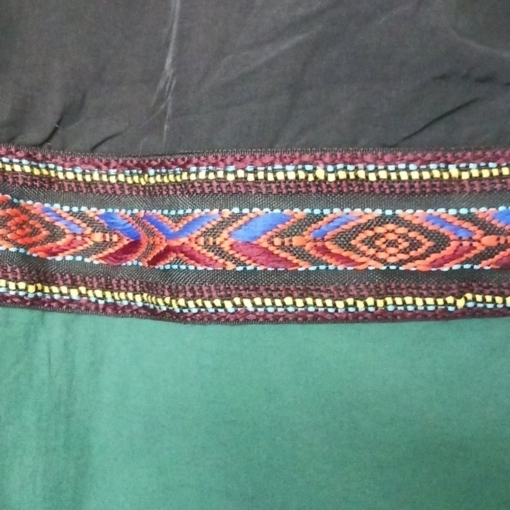 Craft + Flow Hooded Windbreaker - Picture 6 of 6